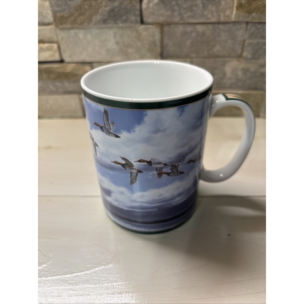 Ducks Of North America Collector Mugs - Breaking Skies (Canvasbacks)